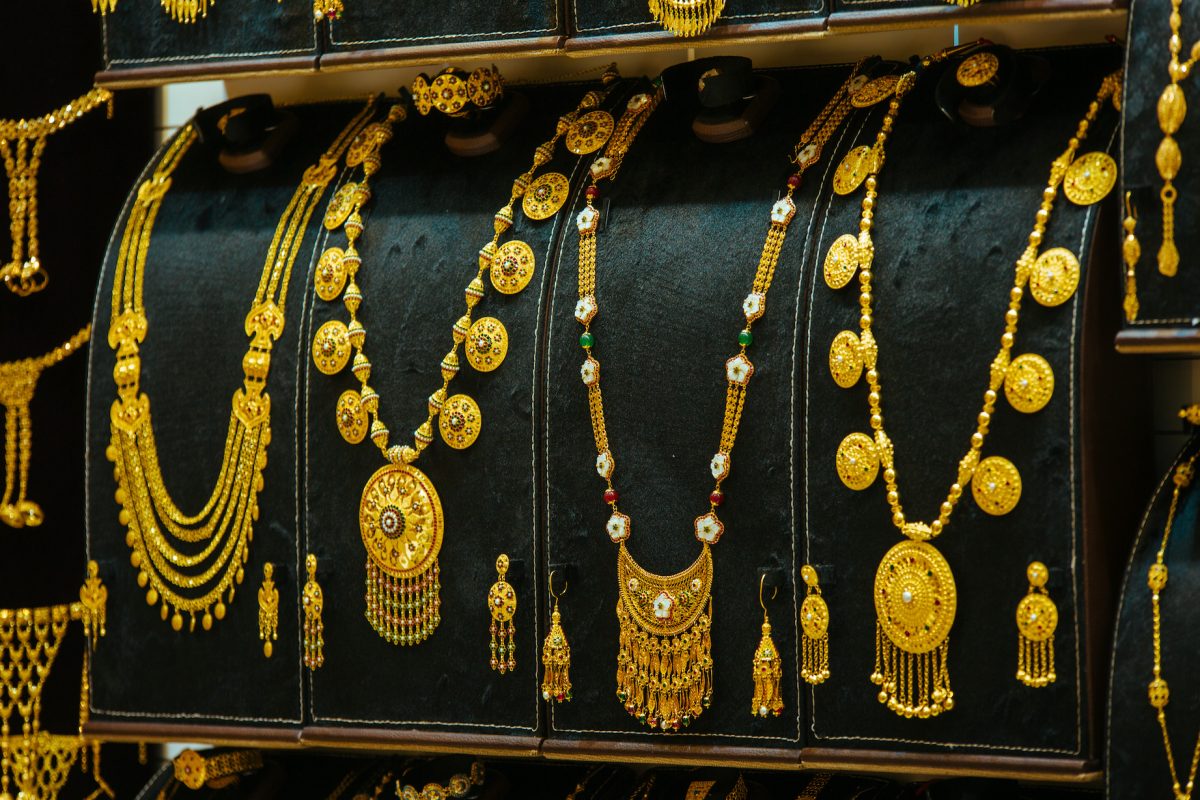 أسعار الذهب اليوم في مصر عيار 21 بالمصنعية