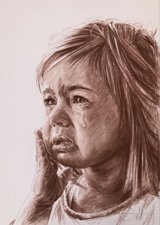 طفل يبكي